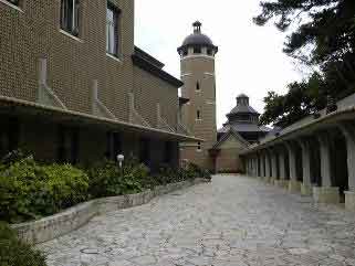浦添市美術館