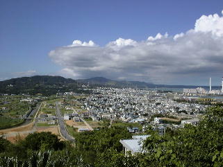 眼下には石川市